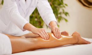 massagem 300x180 - 6 Dicas Para Eliminar a Celulite